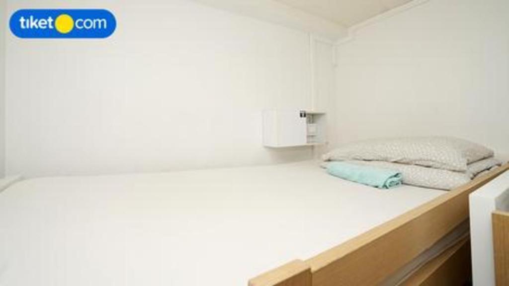 Hostel Royal *