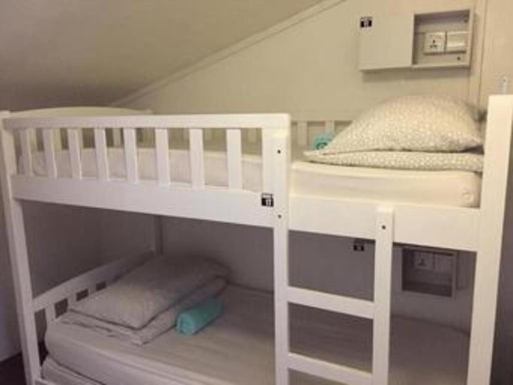 Hostel Royal *